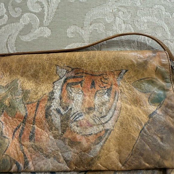 Vintage Tiger Print Leather Bag - Picture 15 of 16